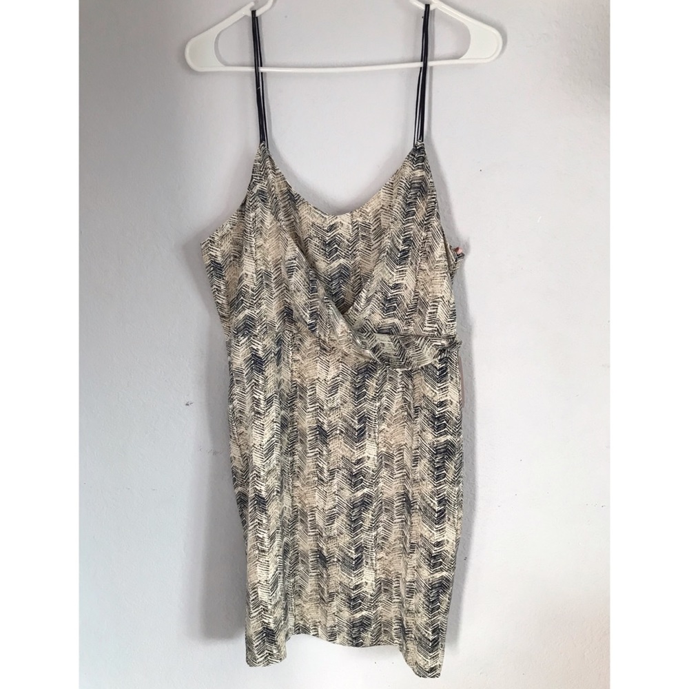 Forever 21 L blue feathering detail dress